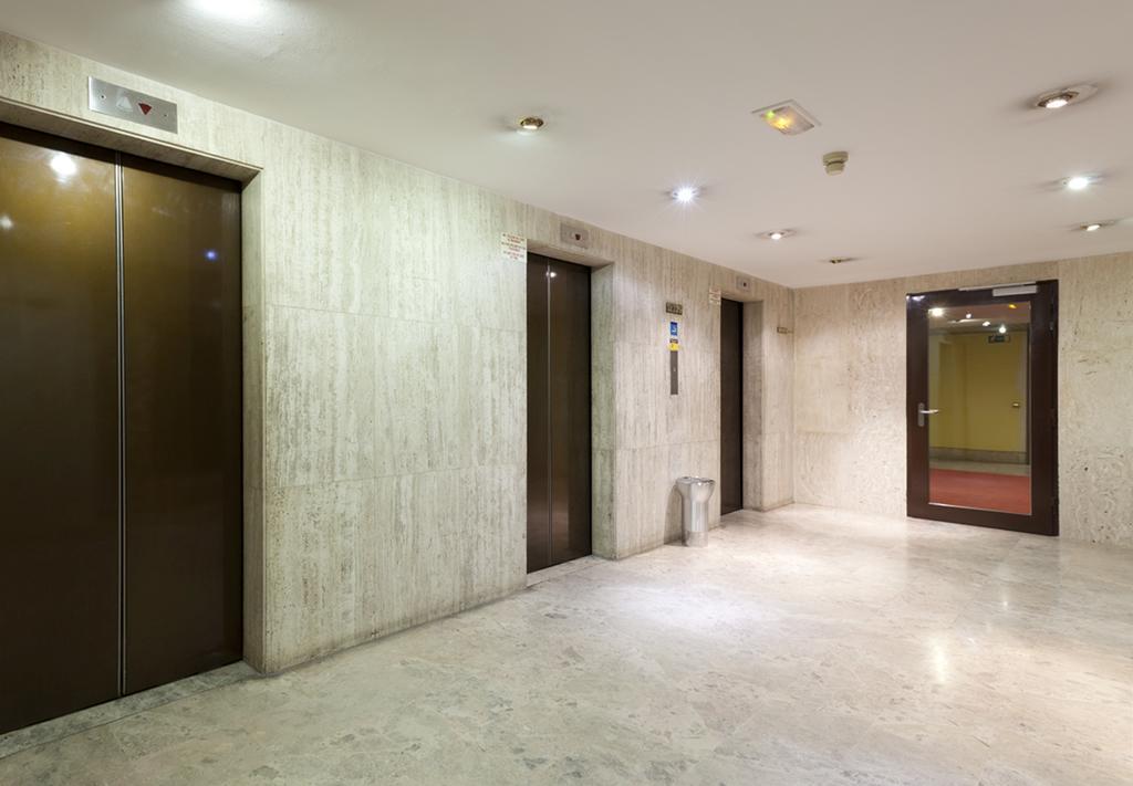 Apartamentos Centro Colon Madrid Esterno foto