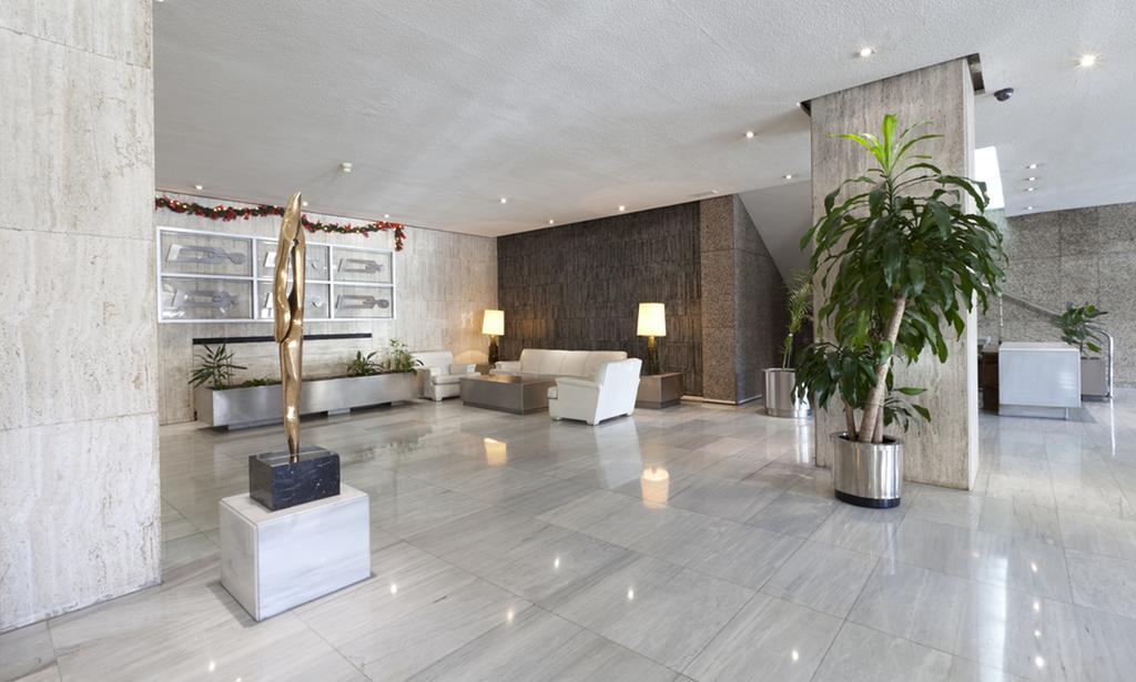 Apartamentos Centro Colon Madrid Esterno foto