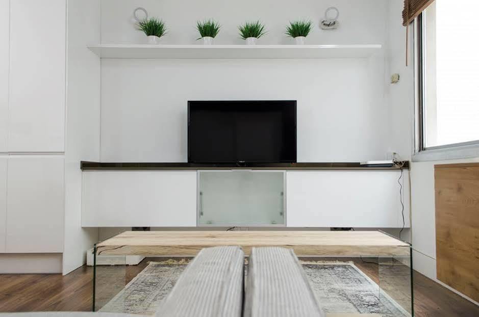 Apartamentos Centro Colon Madrid Esterno foto