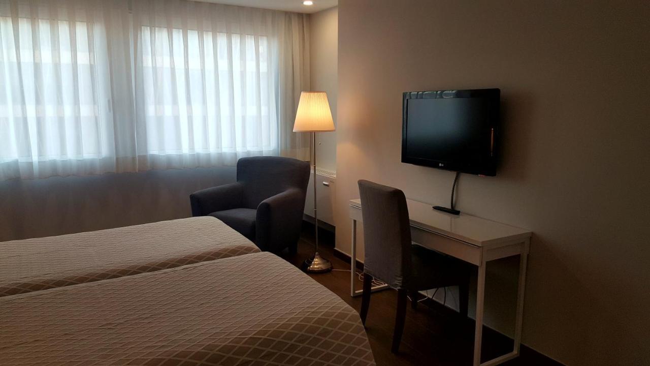 Apartamentos Centro Colon Madrid Esterno foto