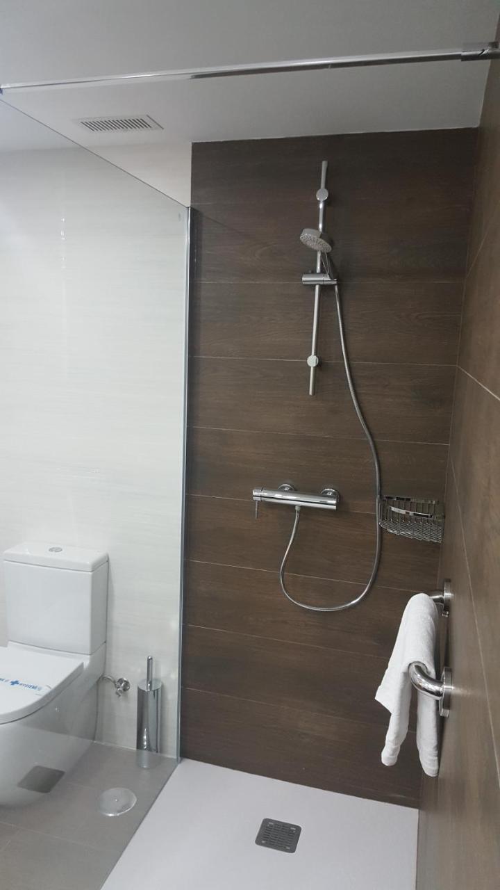 Apartamentos Centro Colon Madrid Esterno foto